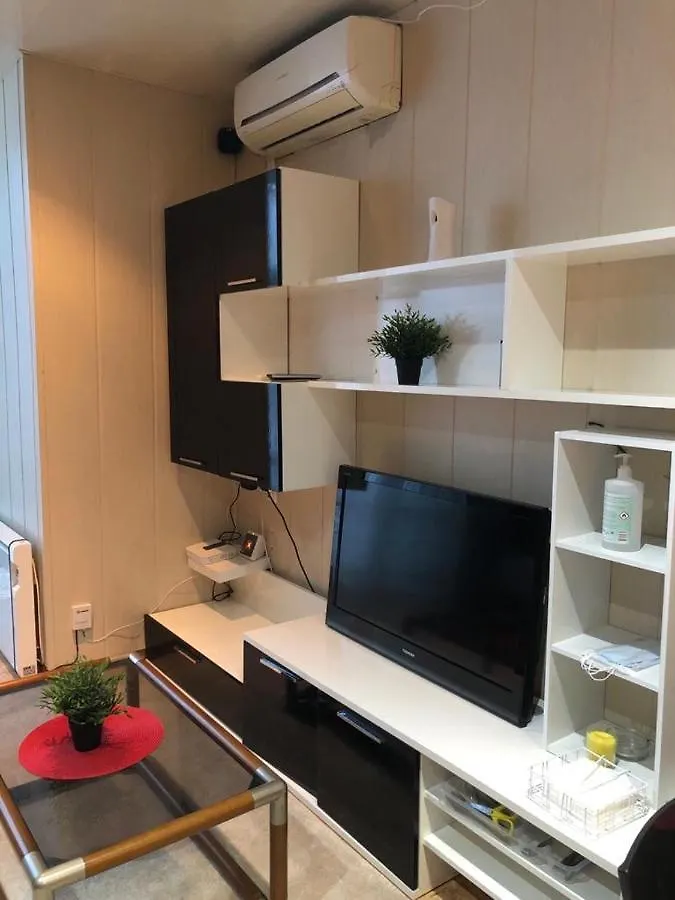 Residentia Estudio Loft Martina サロウ アパート